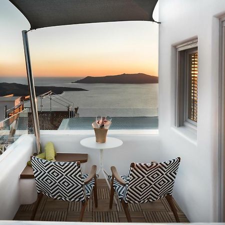Emfasis Luxury Villa Fira  Extérieur photo