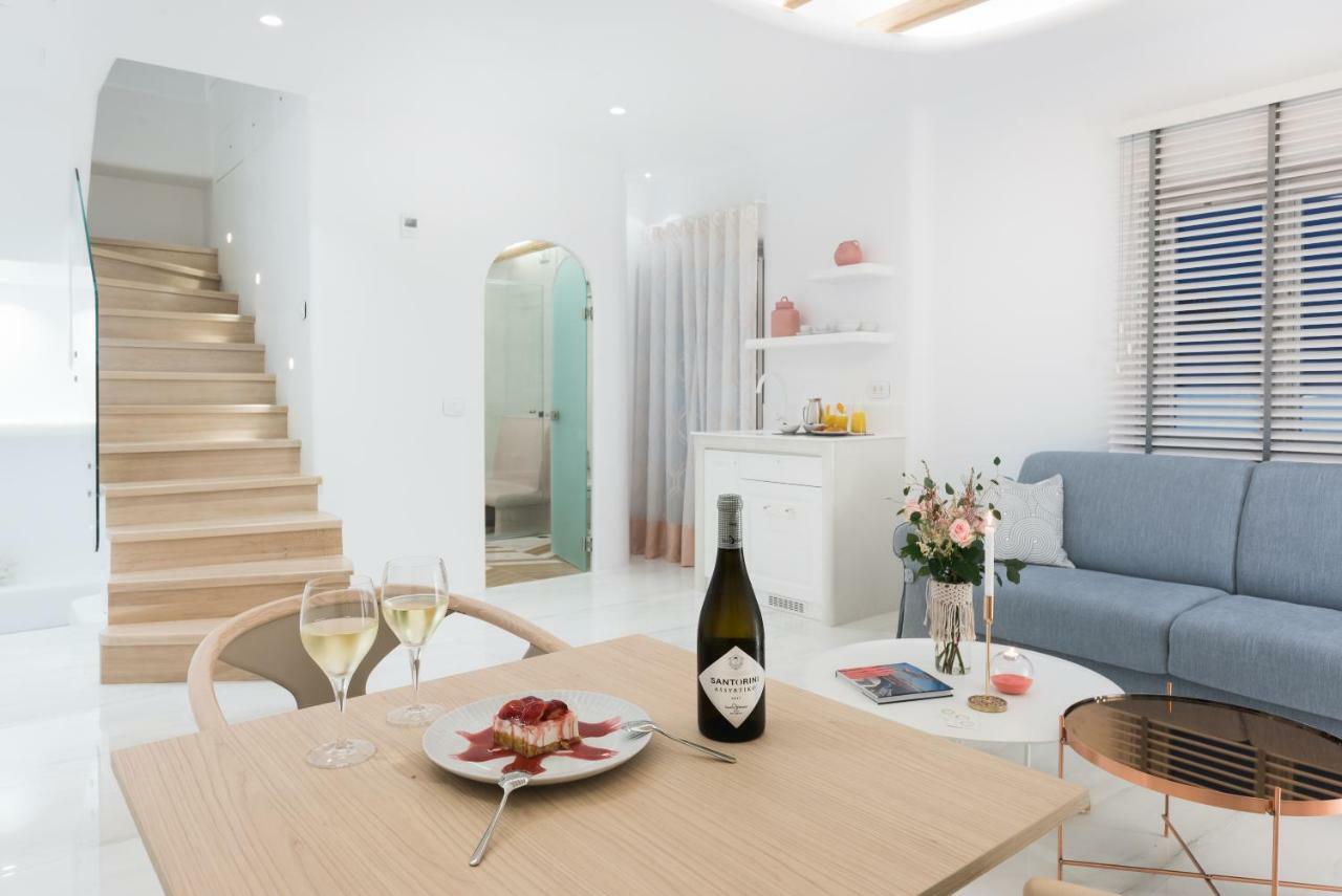 Emfasis Luxury Villa Fira  Extérieur photo