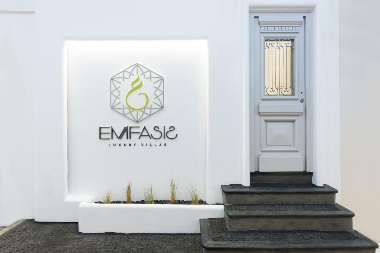 Emfasis Luxury Villa Fira  Extérieur photo