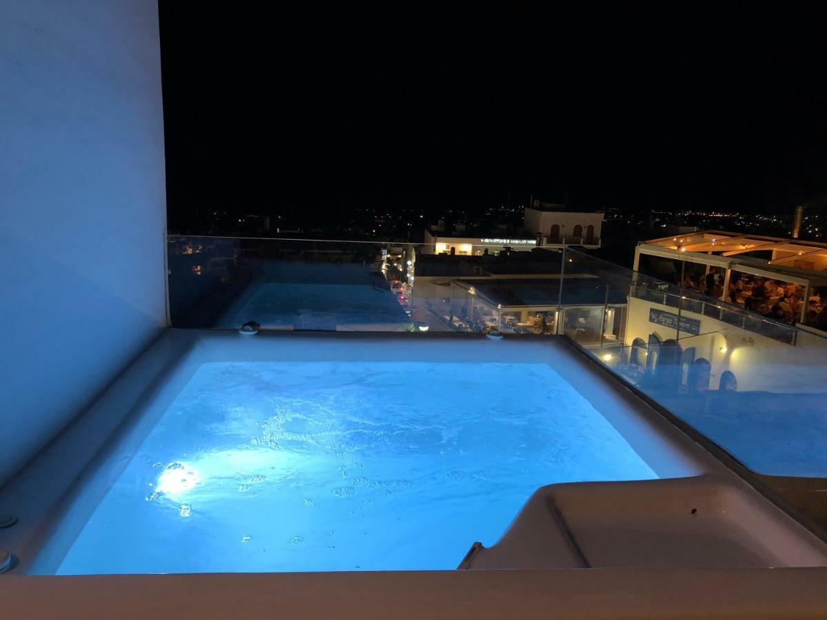 Emfasis Luxury Villa Fira  Extérieur photo